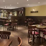 Ramada Hotell 4*