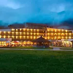 Ramada Hotell