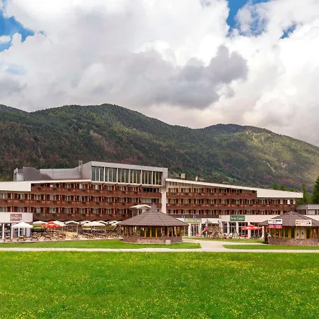 Ramada 4*
