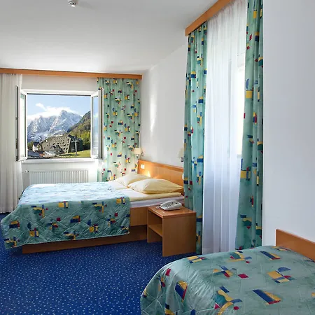 Ramada Otel 4*