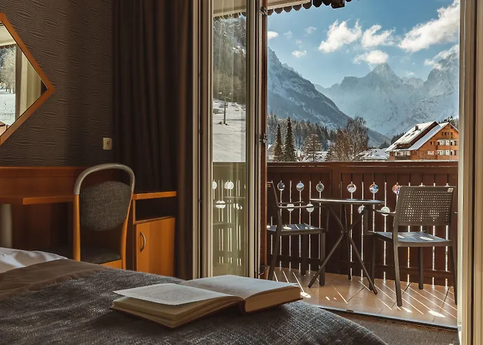 Отель Ramada 4*